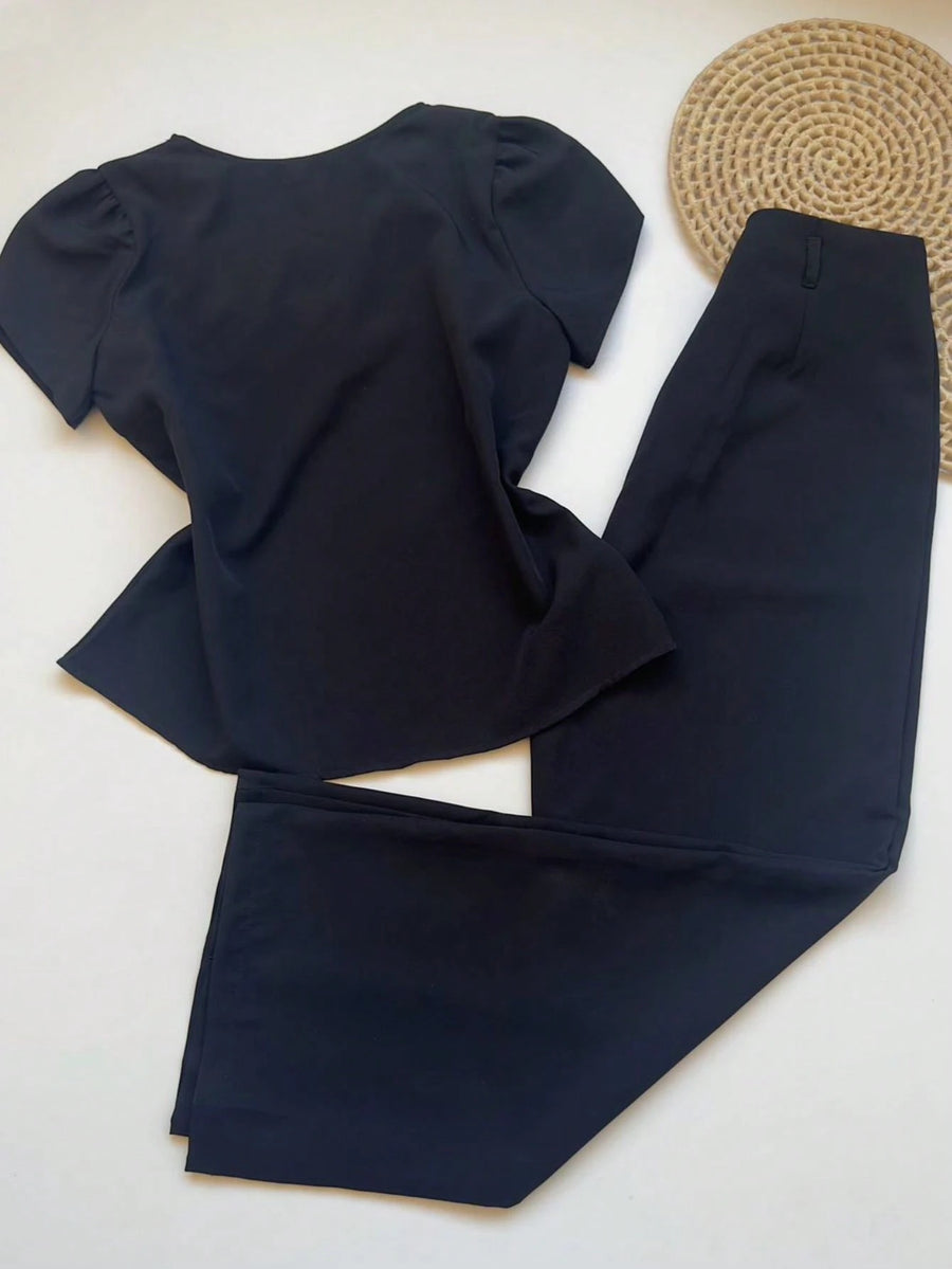 Conjunto Alfaiataria Feminino Blusa Manga curta com Calça Reta Largas