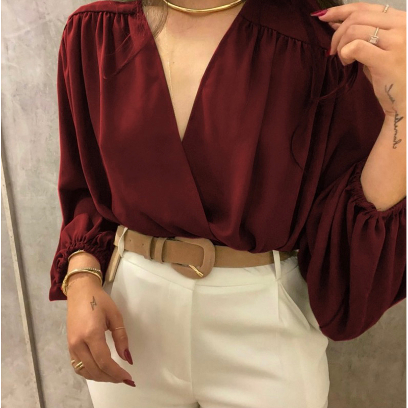 Blusa Feminina Manga Longa Decotada Transpassada Corte V Elegante no Punho e Cintura.