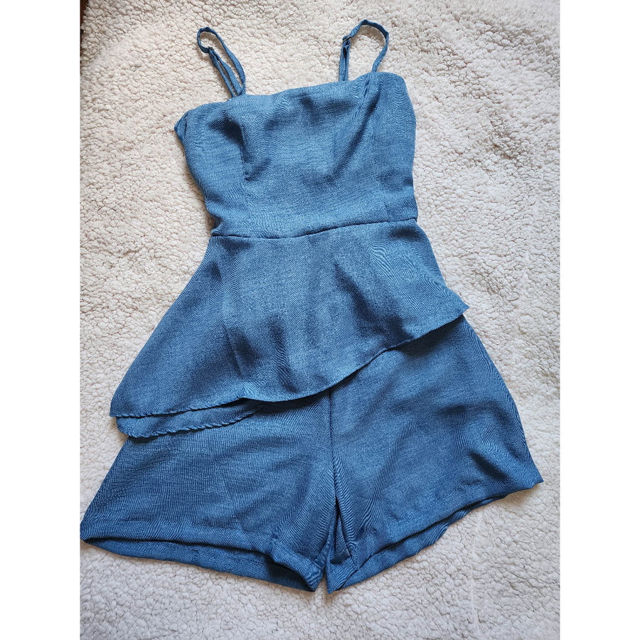 Conjunto Feminino Assimetrico Plus Size Blusa y Short com alça regulavel