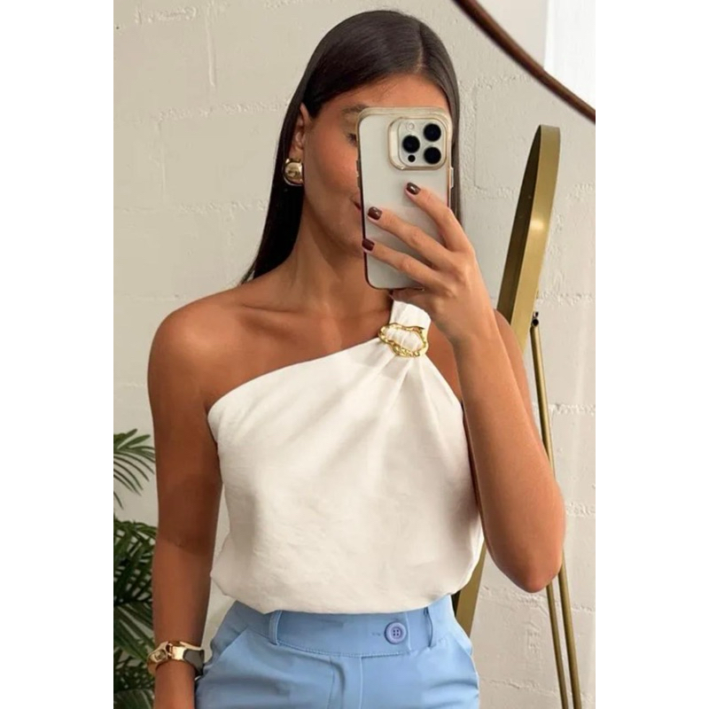 Blusa Feminina Decote de Um Obro Só Manga Mula Com Fivela Casual Básica Moda.