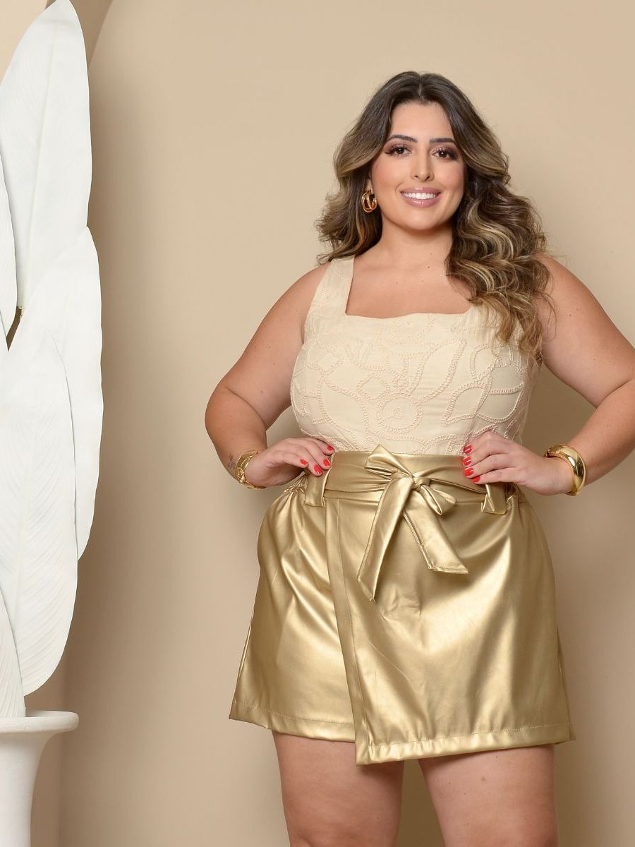 Shorts Saia Feminino Bermuda Plus Size Em Couro Fake