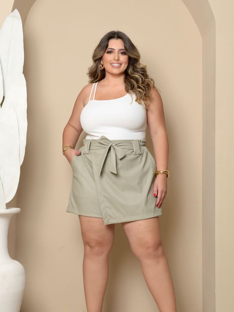 Shorts Saia Feminino Bermuda Plus Size Em Couro Fake