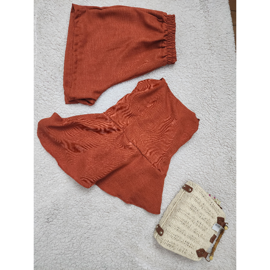 Conjunto Feminino Assimetrico Plus Size Blusa y Short com alça regulavel