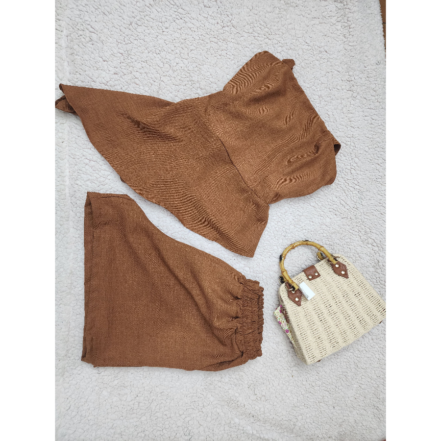 Conjunto Feminino Assimetrico Plus Size Blusa y Short com alça regulavel