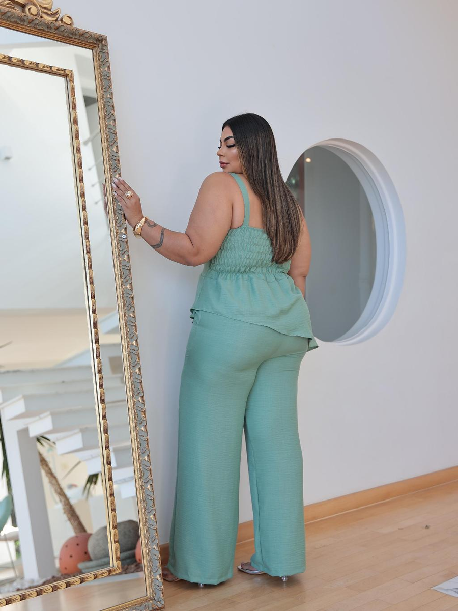 Conjunto Feminino Assimétrico Calça e Blusa Plus Size