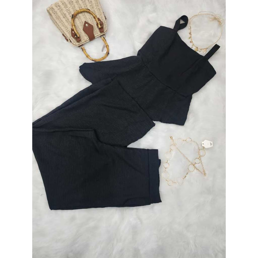 Conjunto Feminino Assimétrico Calça e Blusa Plus Size