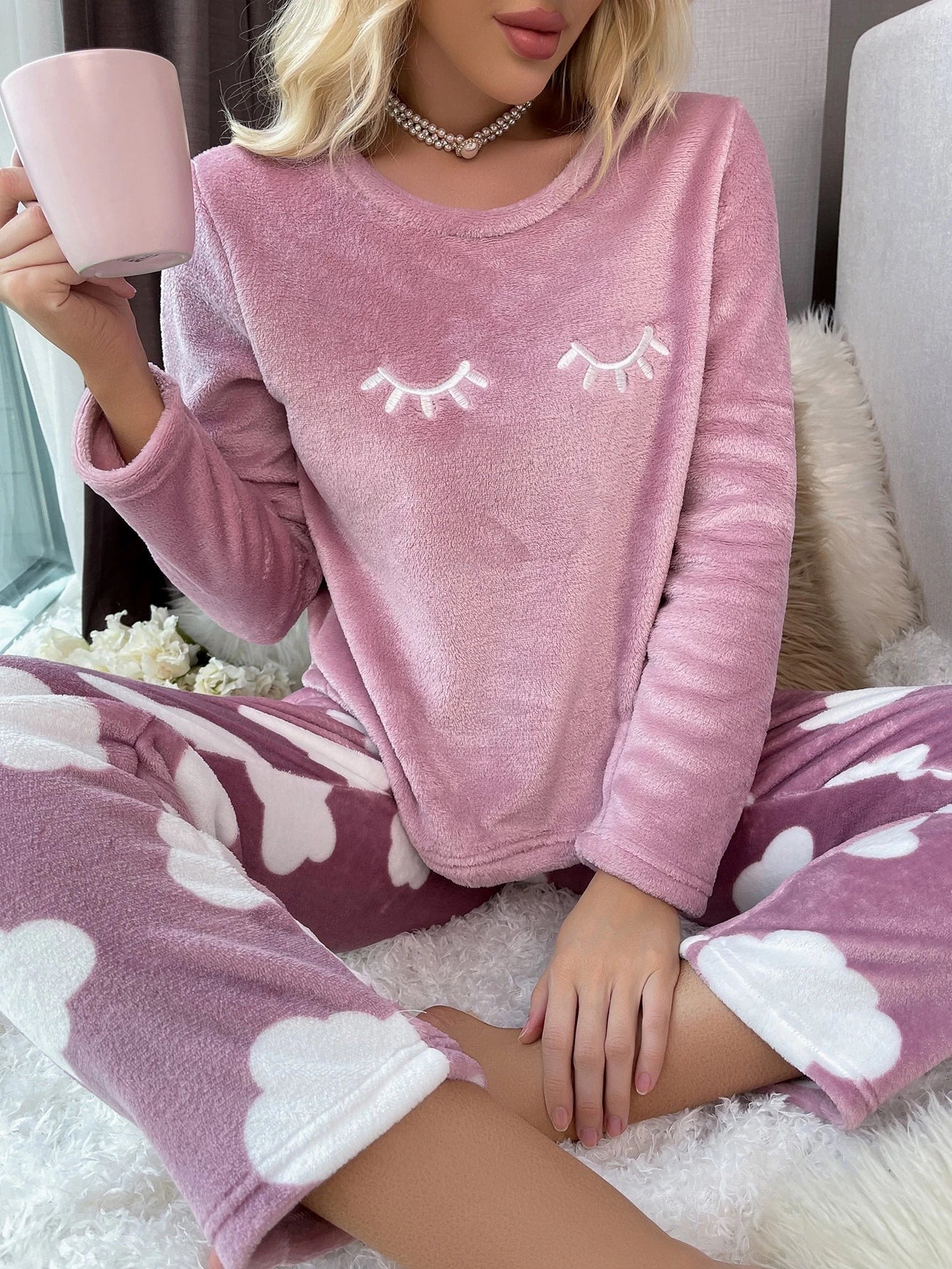 Pijamas feminino